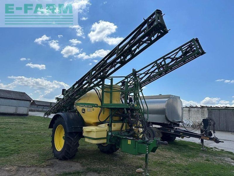 John Deere 840