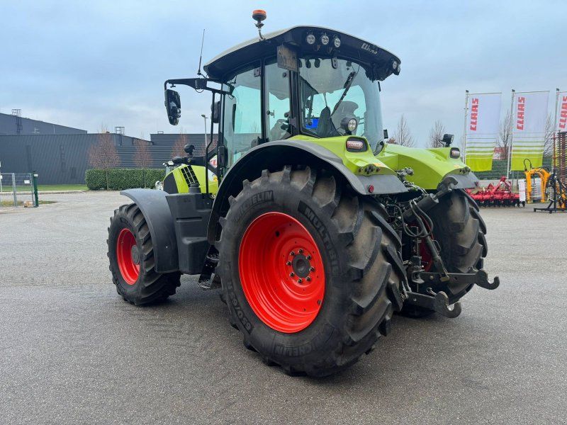 Claas Arion 640 CMATIC