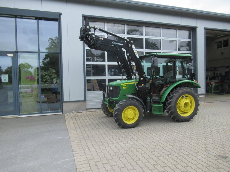 John Deere 5050 E