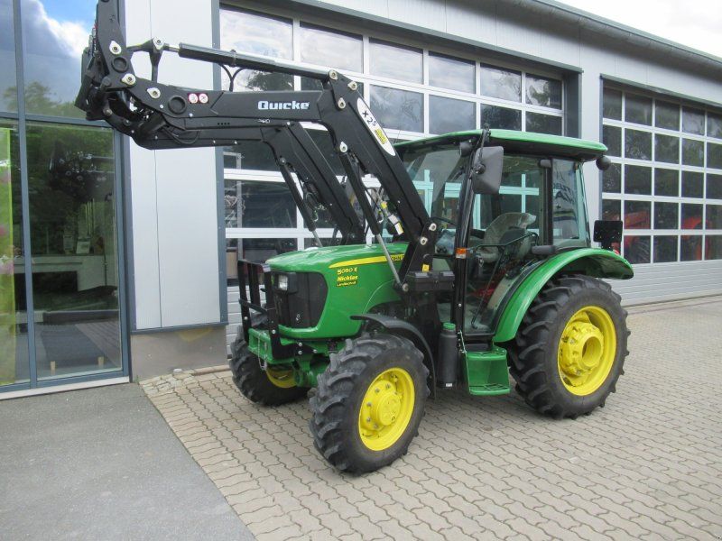 John Deere 5050 E