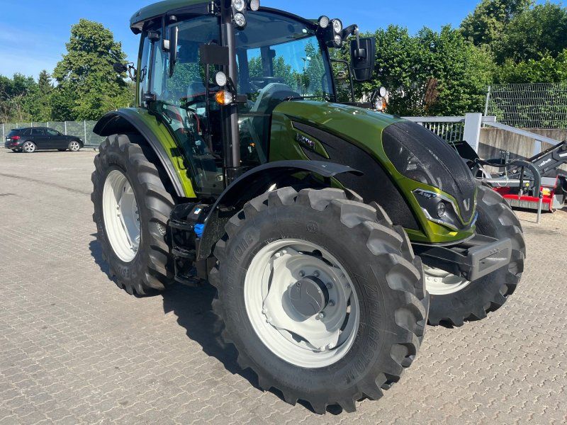Valtra A 105 H4