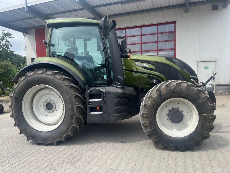 Valtra T215D mit Rüfa