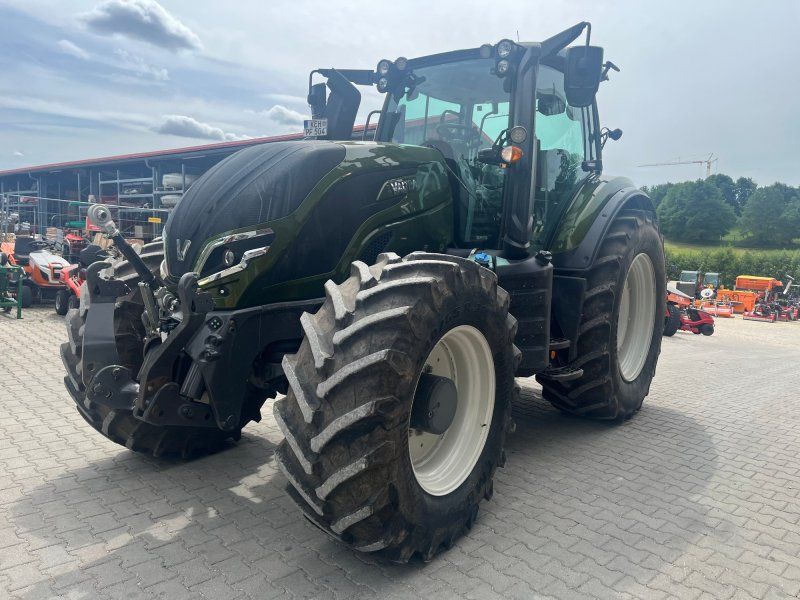Valtra T215D mit Rüfa