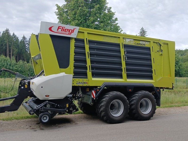 Fliegl Cargos 8300