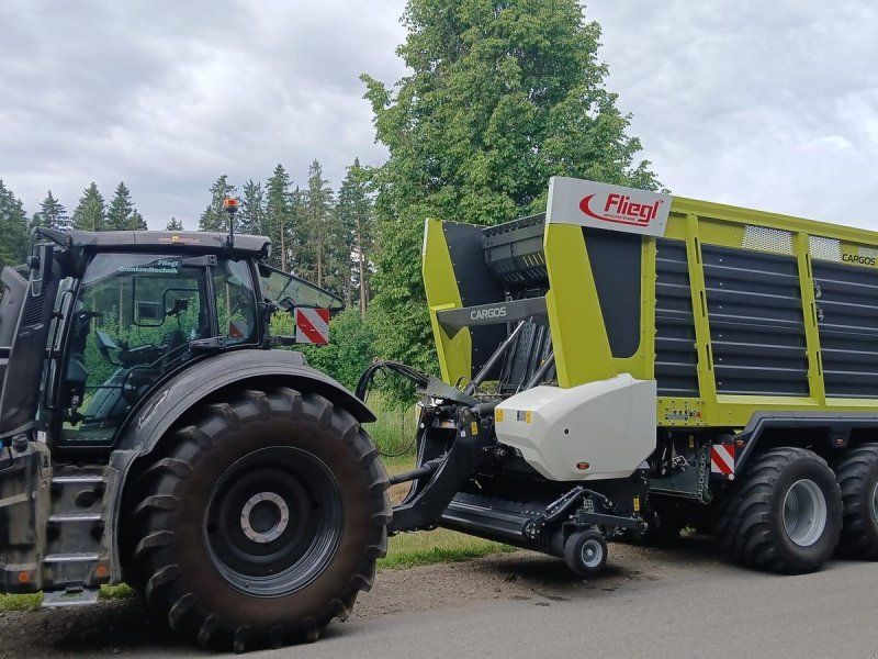 Fliegl Cargos 8300