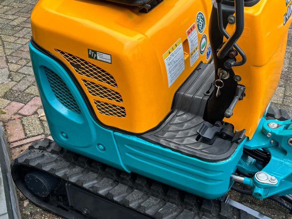 Kubota U-008 gebruikte diesel minigraver 008 381uur