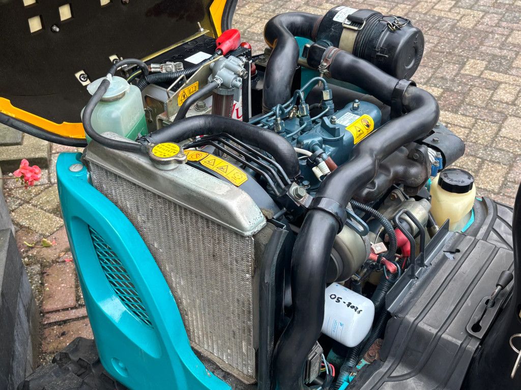 Kubota U-008 gebruikte diesel minigraver 008 381uur
