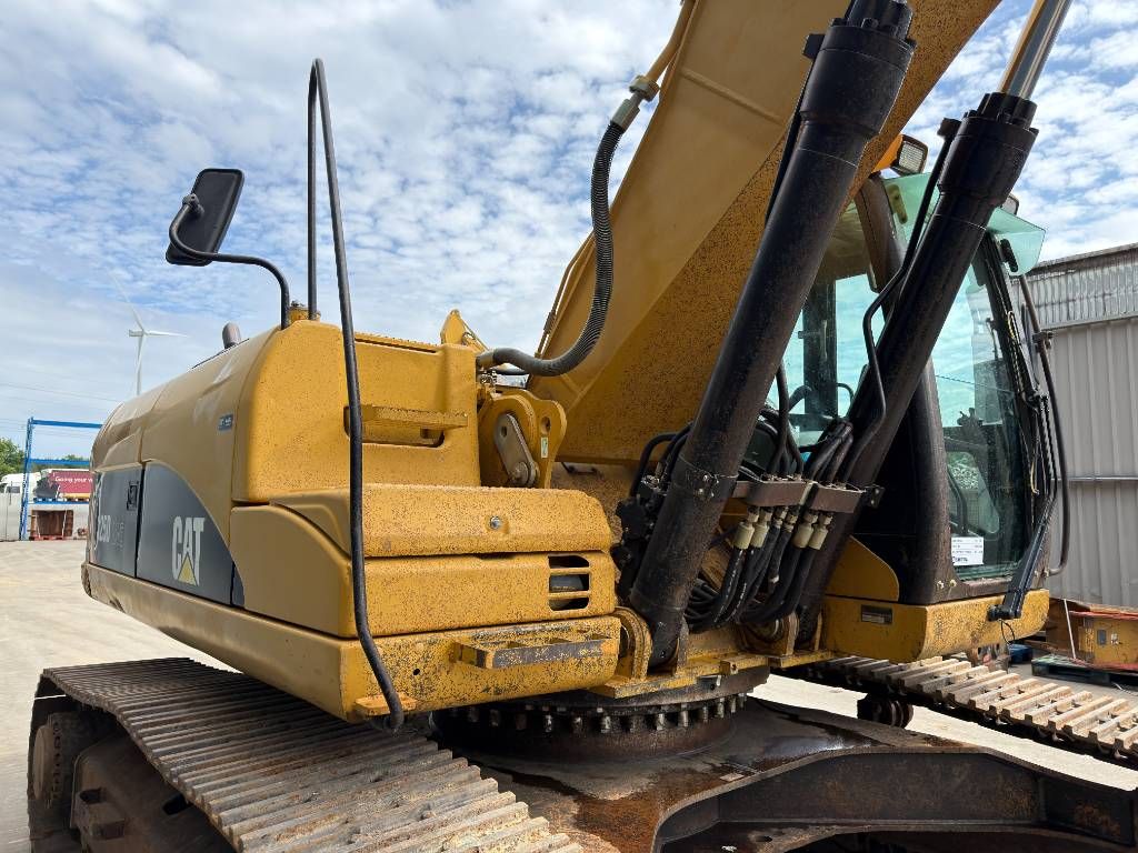 CAT 325DL ME