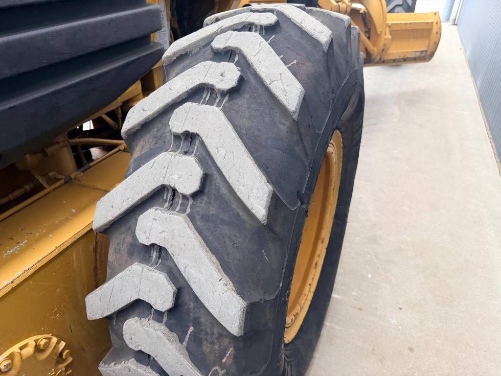 CAT 140H II