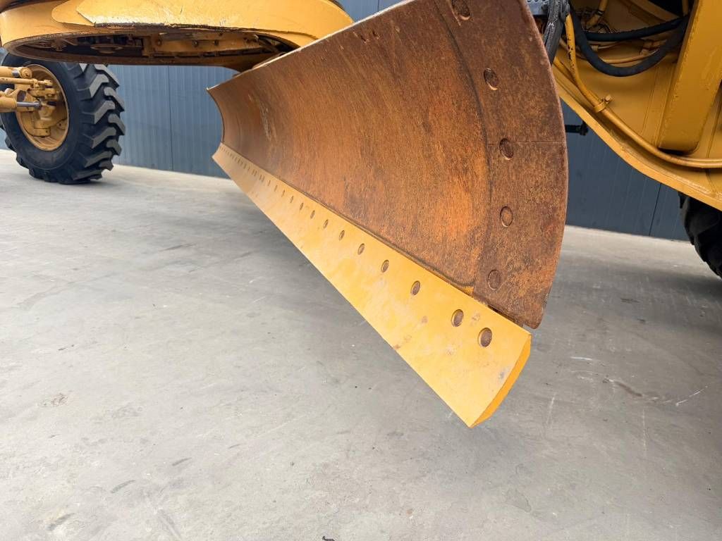 CAT 140H II