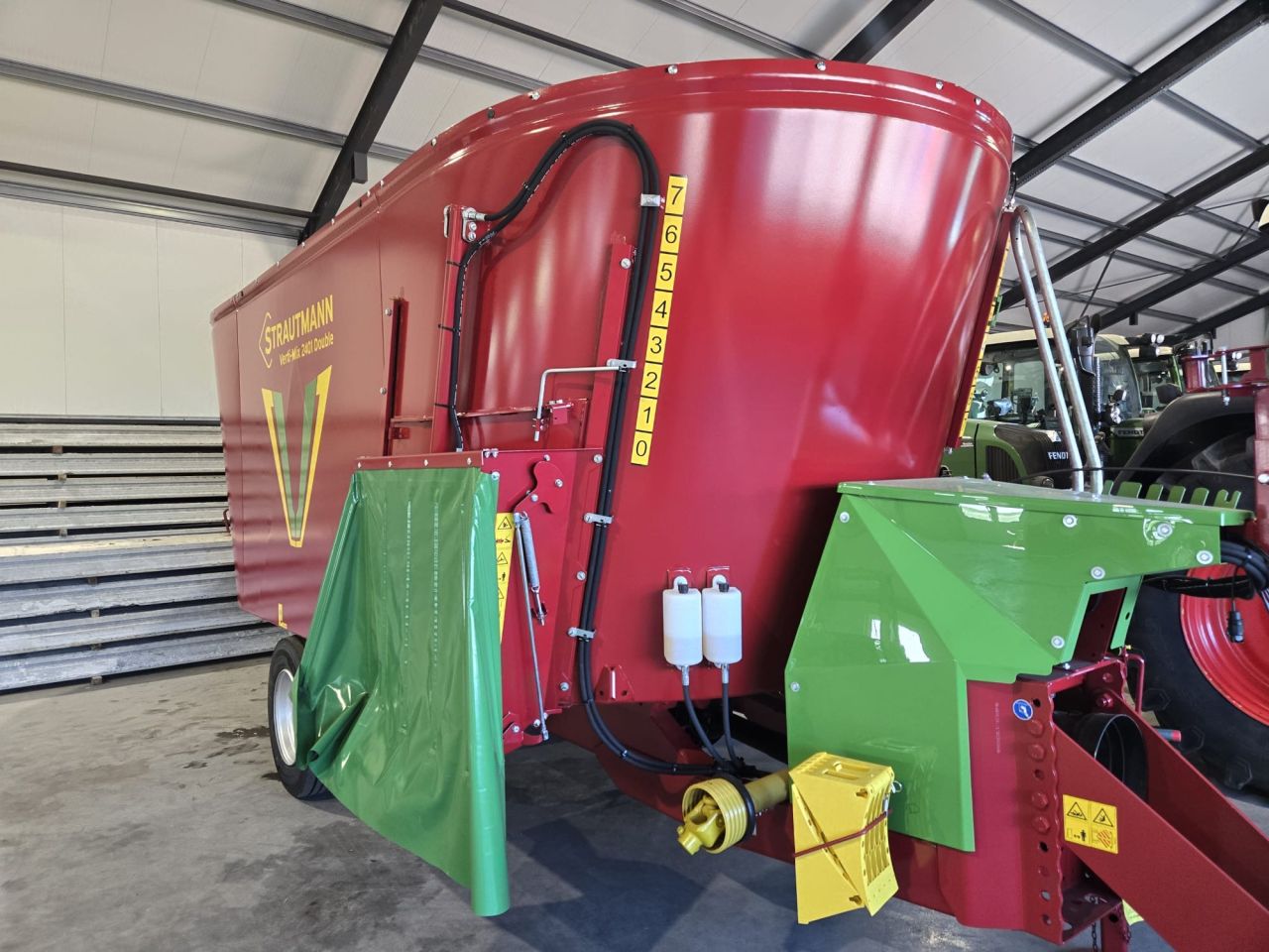 Strautman voermengwagen vertimix 2401 D