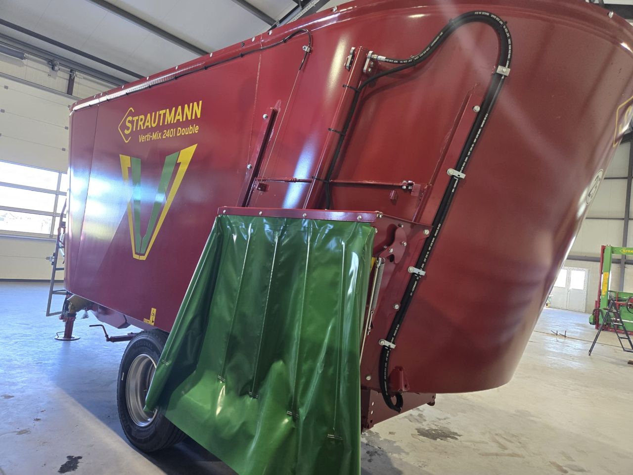 Strautman voermengwagen vertimix 2401 D