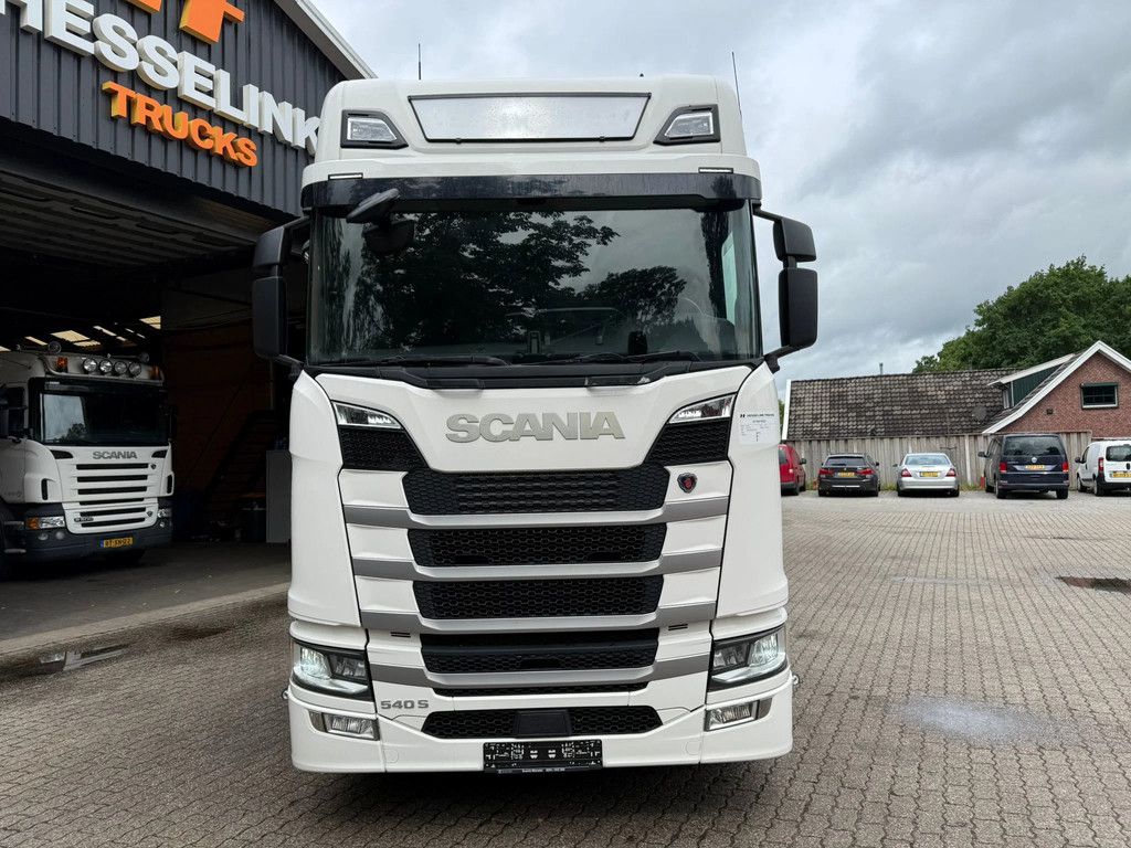 Scania S540 4X2 Retarder 2x tank Standairco Smarttacho 2 German truck