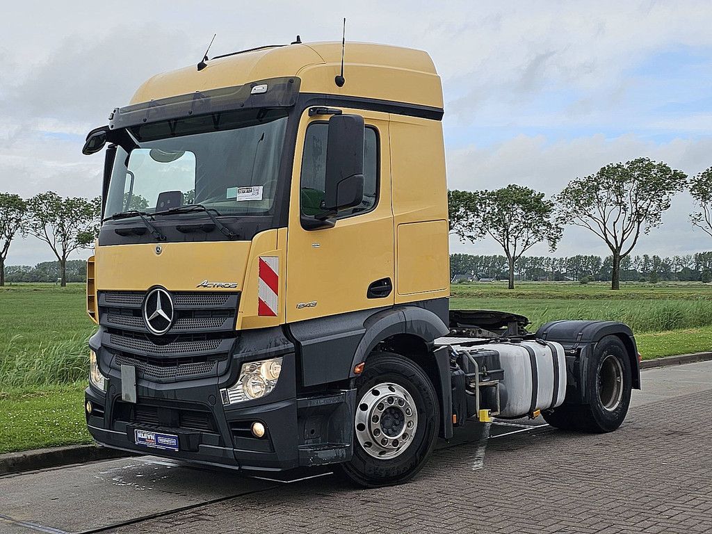 MERCEDES-BENZ ACTROS 1843