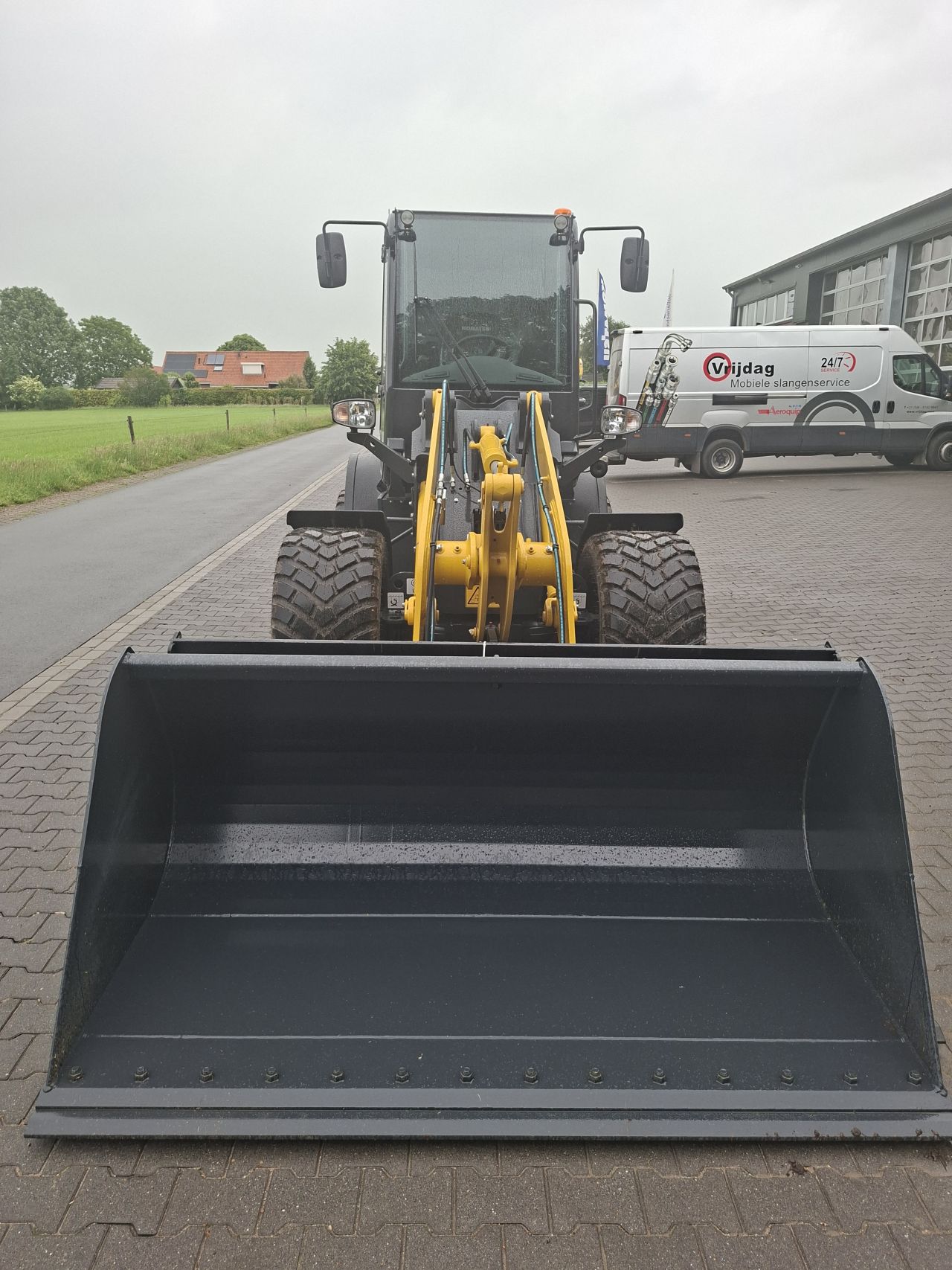 Komatsu Wa80m-8EO