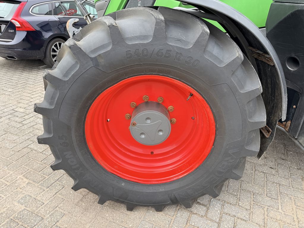 Fendt 718 Vario S4 Power Plus