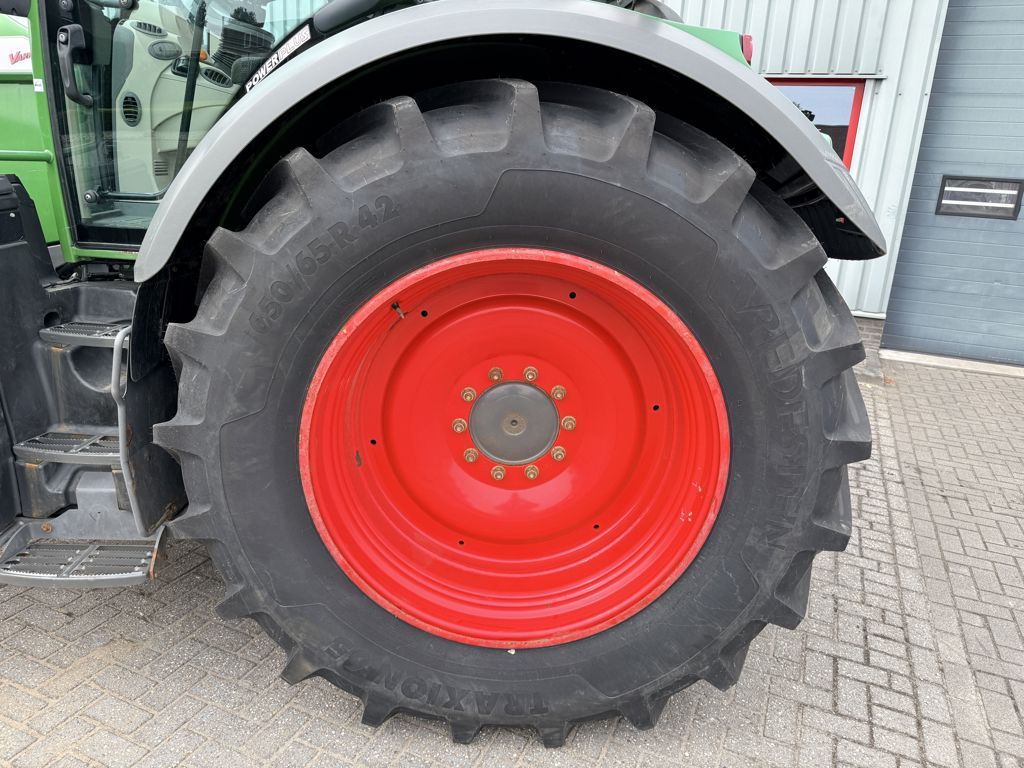 Fendt 718 Vario S4 Power Plus