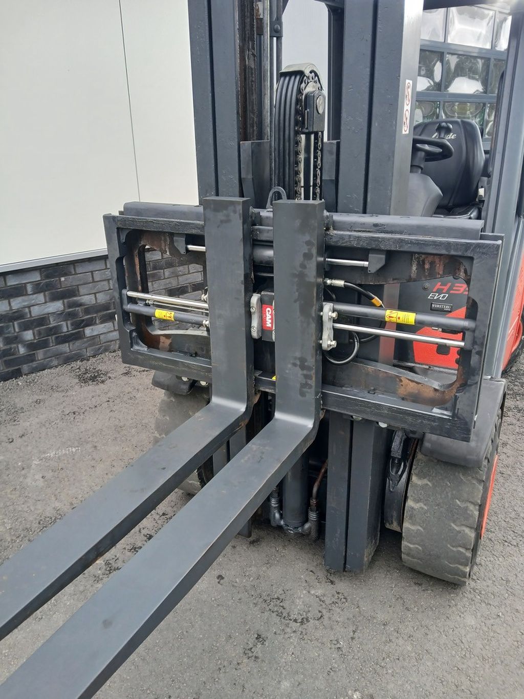Linde H35D-02