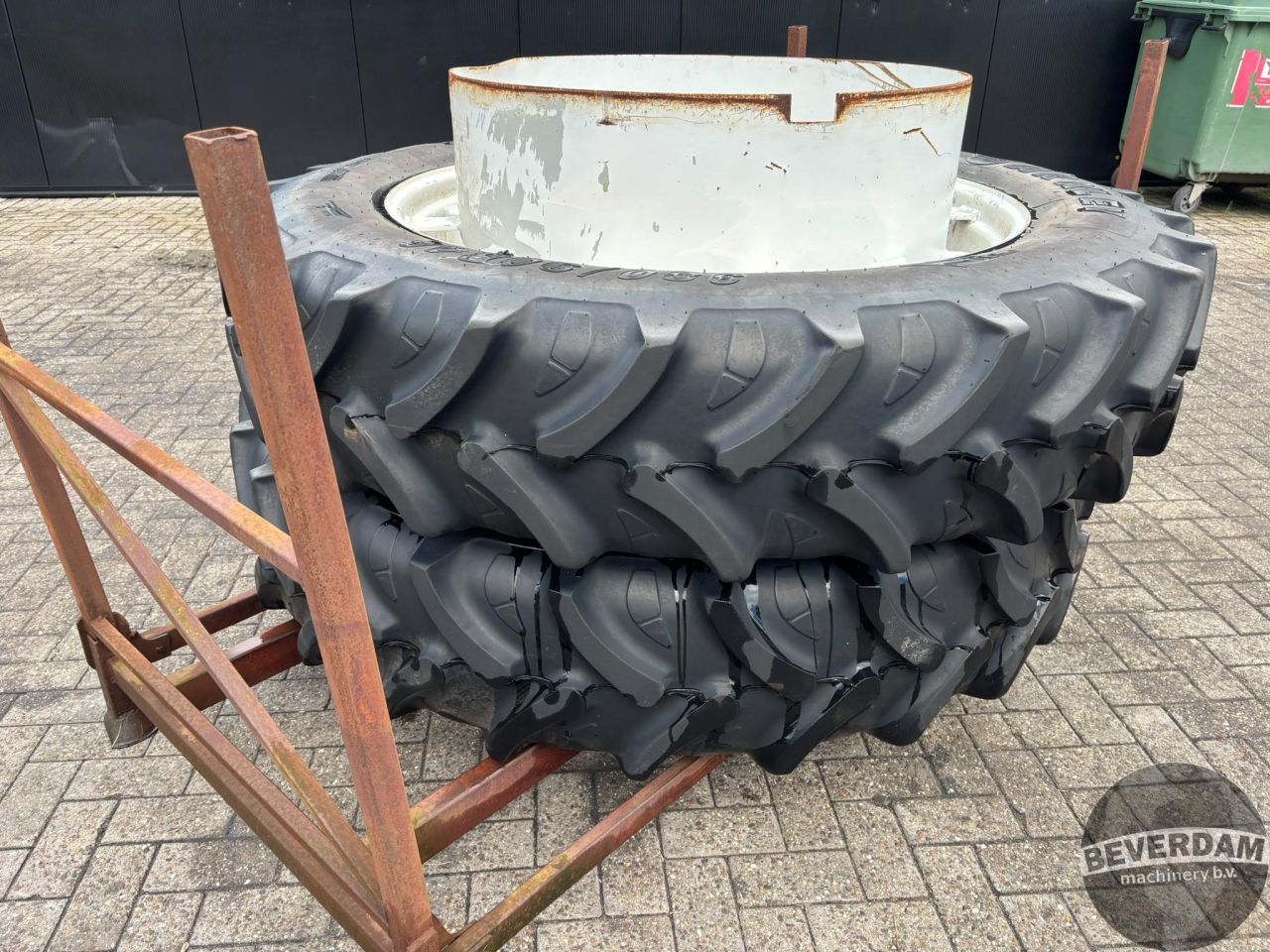 Barkley 380/90R46 Dubbellucht