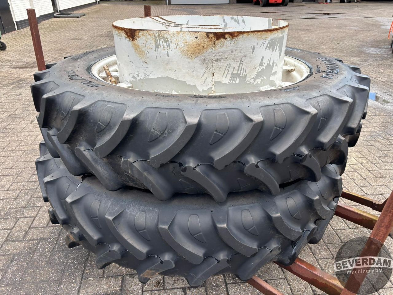 Barkley 380/90R46 Dubbellucht