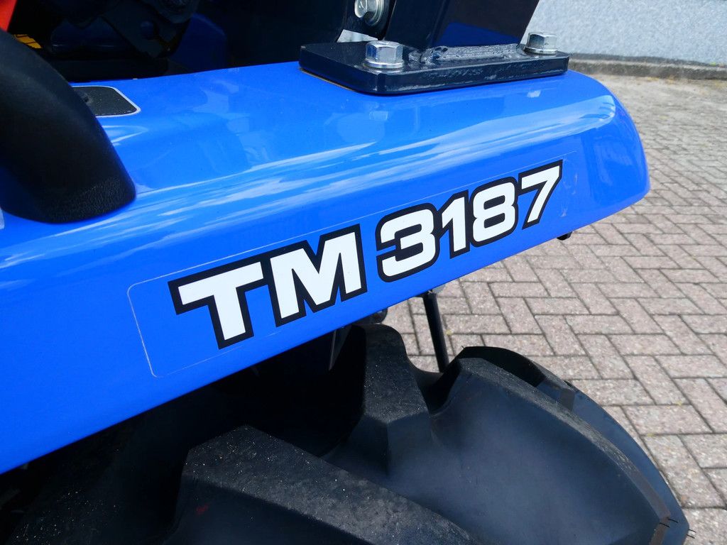 Iseki TM3187 4wd / 00142 Draaiuren / Voorlader