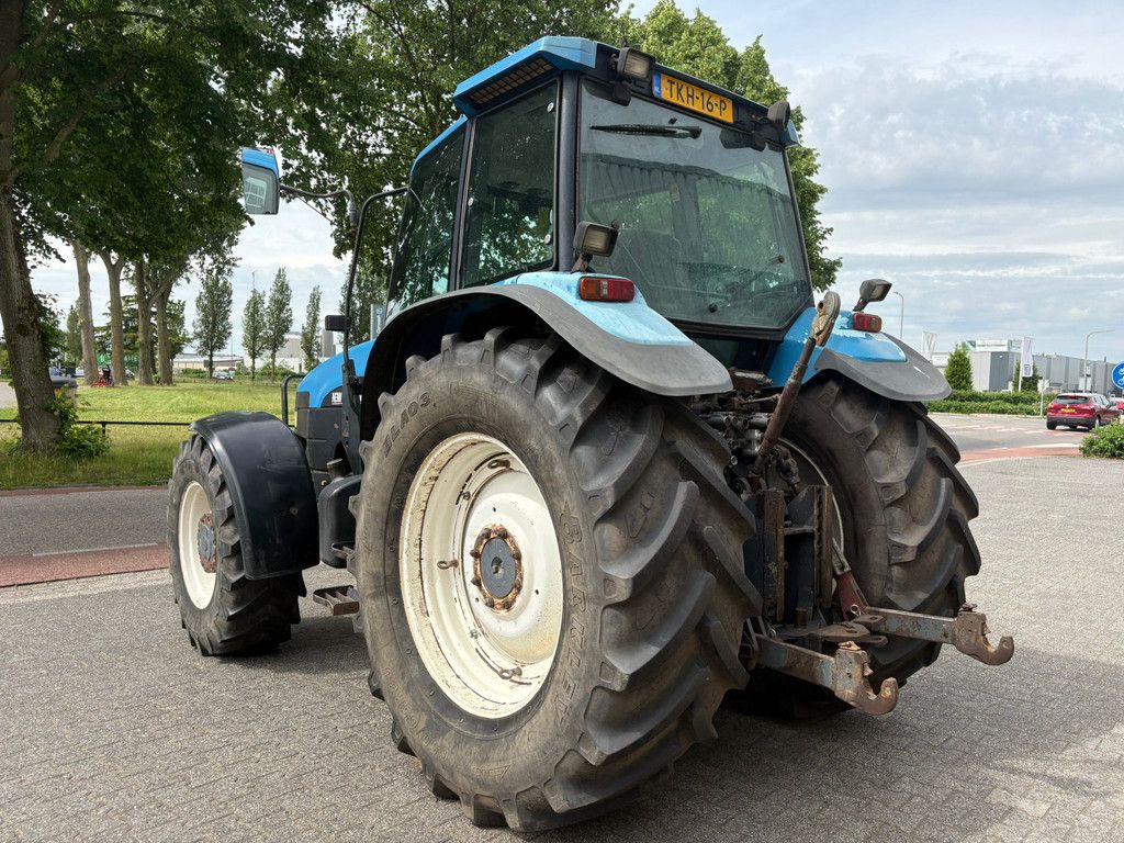 New Holland 8360