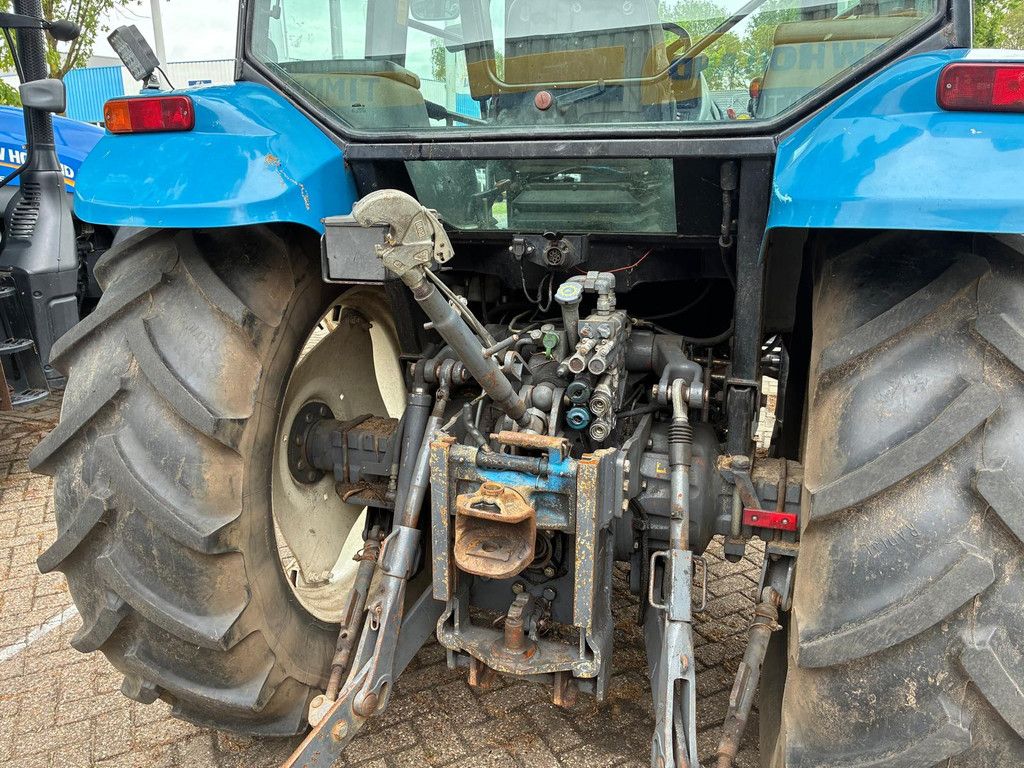 New Holland TS90