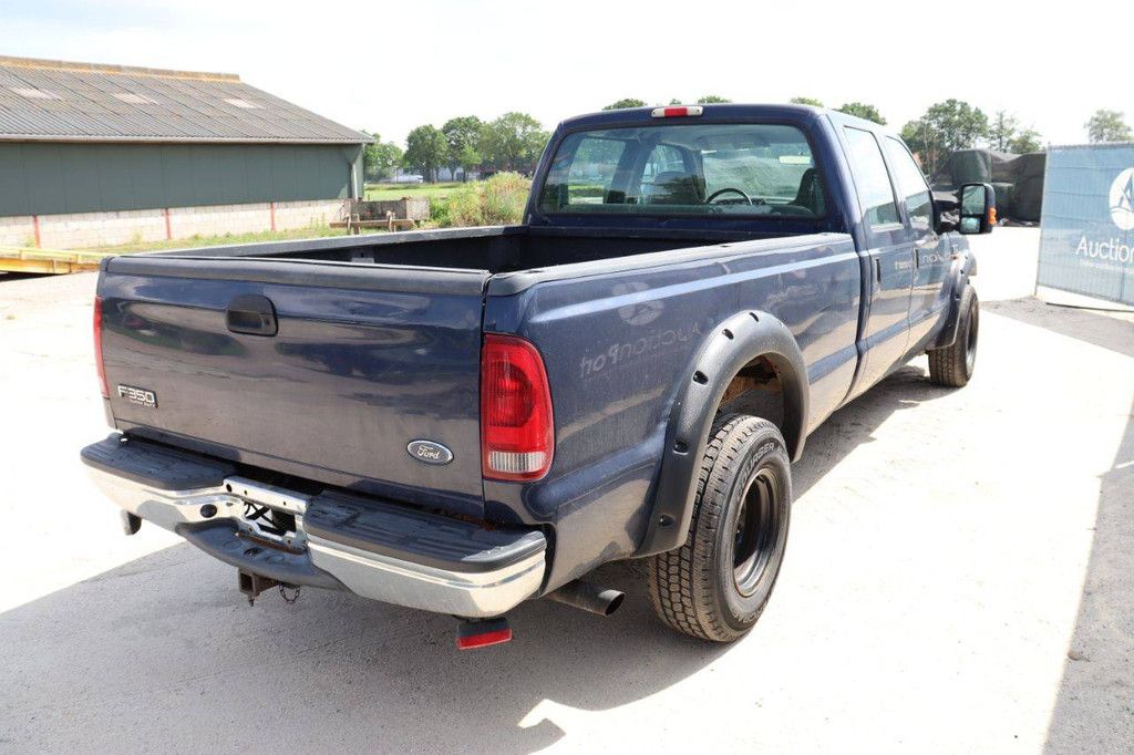 Ford F-350 Super Duty Pickup, Benzin, 264 PS, Baujahr 2004