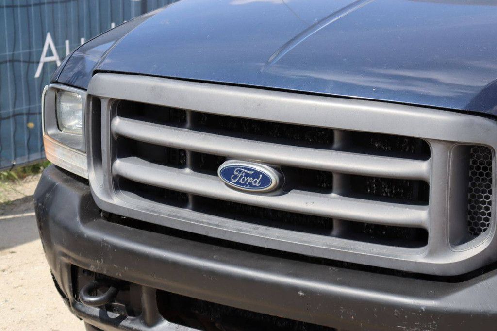 Ford F-350 Super Duty Pickup, Benzin, 264 PS, Baujahr 2004