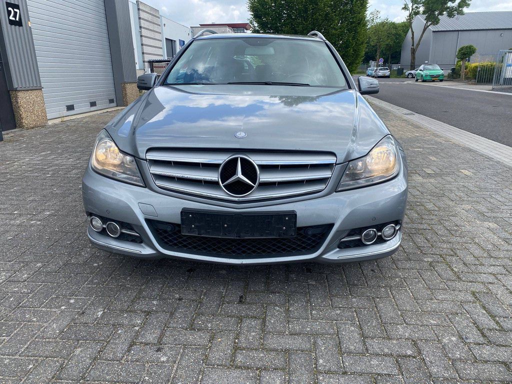 Passenger car Mercedes-Benz C220 CDI Avantgarde Diesel 170hp 2013 (Margin)