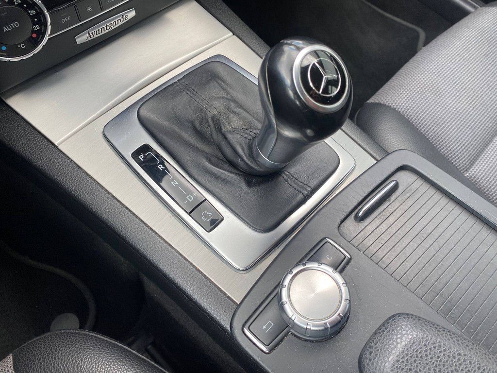 Passenger car Mercedes-Benz C220 CDI Avantgarde Diesel 170hp 2013 (Margin)
