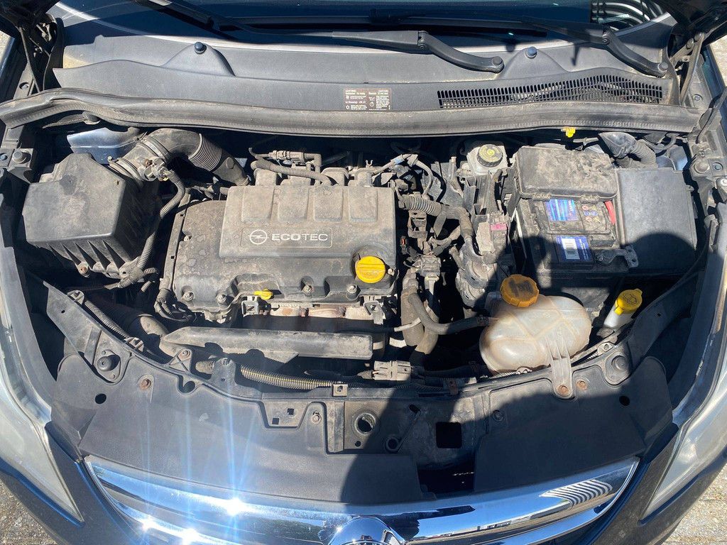 Pkw Opel Corsa Benzin 69 PS 2011 (Margin)