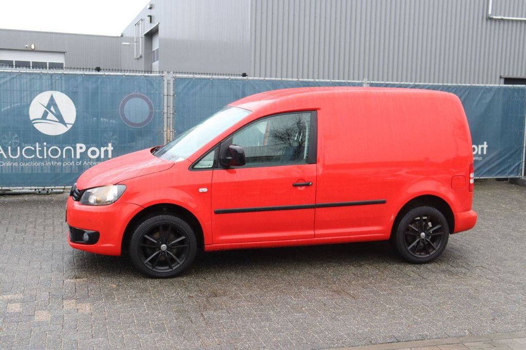 Volkswagen CADDY Diesel Van 2015 (Marge)
