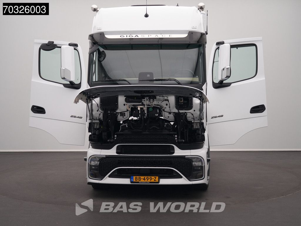 Mercedes Actros Actros L 2548 6X2 NEW! ProCab Giga 6x2/4 Parkingcooler ACC