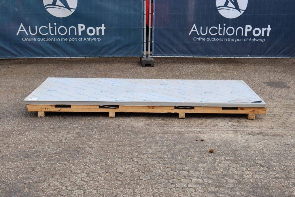 Charge von Edelstahlplatten 1,5 mm, 32 Stück