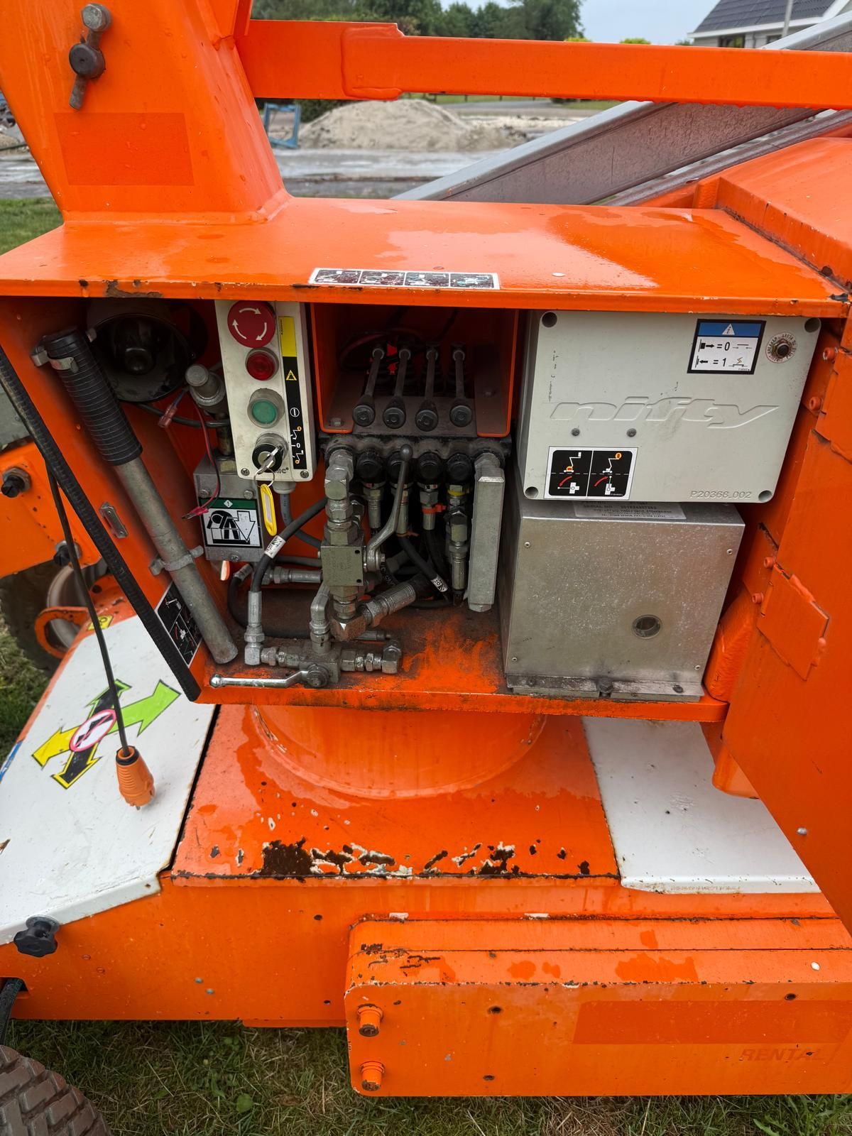 Hoogwerker Nifty HR12NE BJ 2015 Werkhoogte 12 Mtr
