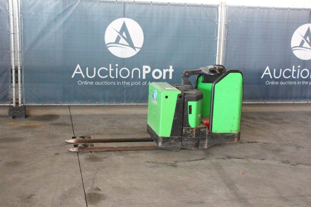 CESAB P320 Elektro-Hubwagen 2000 kg 2011