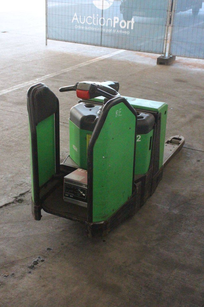 CESAB P320 Elektro-Hubwagen 2000 kg 2011