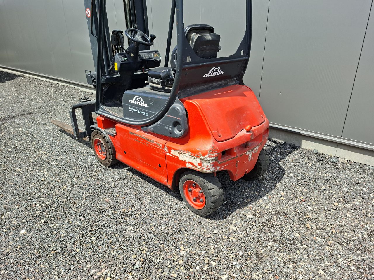 Elektrische heftruck Linde E16 1600 kg 5.5 meter triplo freelift