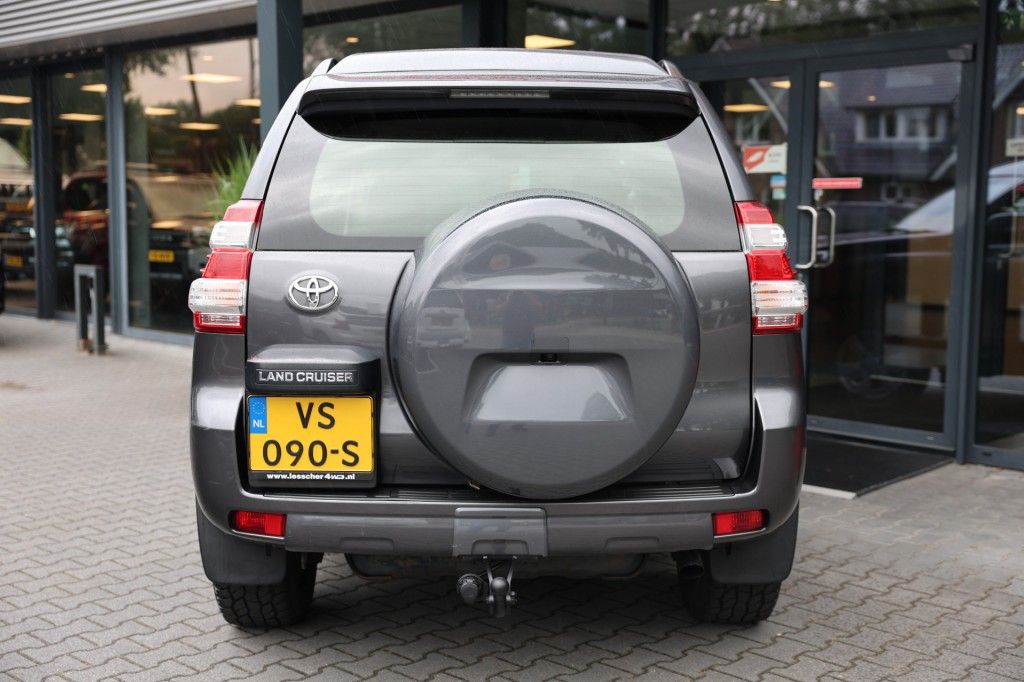 Toyota Landcruiser 150 3.0 D-4D 3DRS VX A/T VAN MARGE