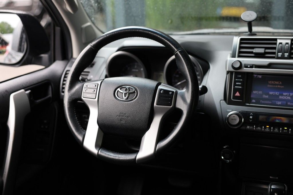 Toyota Landcruiser 150 3.0 D-4D 3DRS VX A/T VAN MARGE