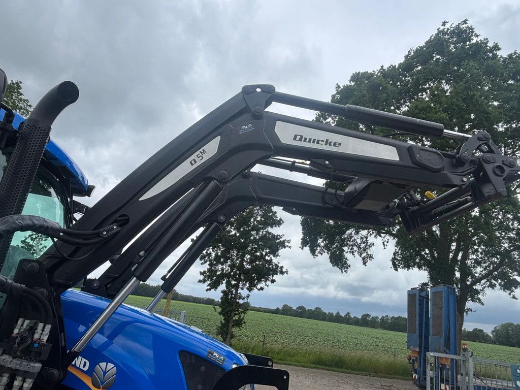 New Holland t6.120