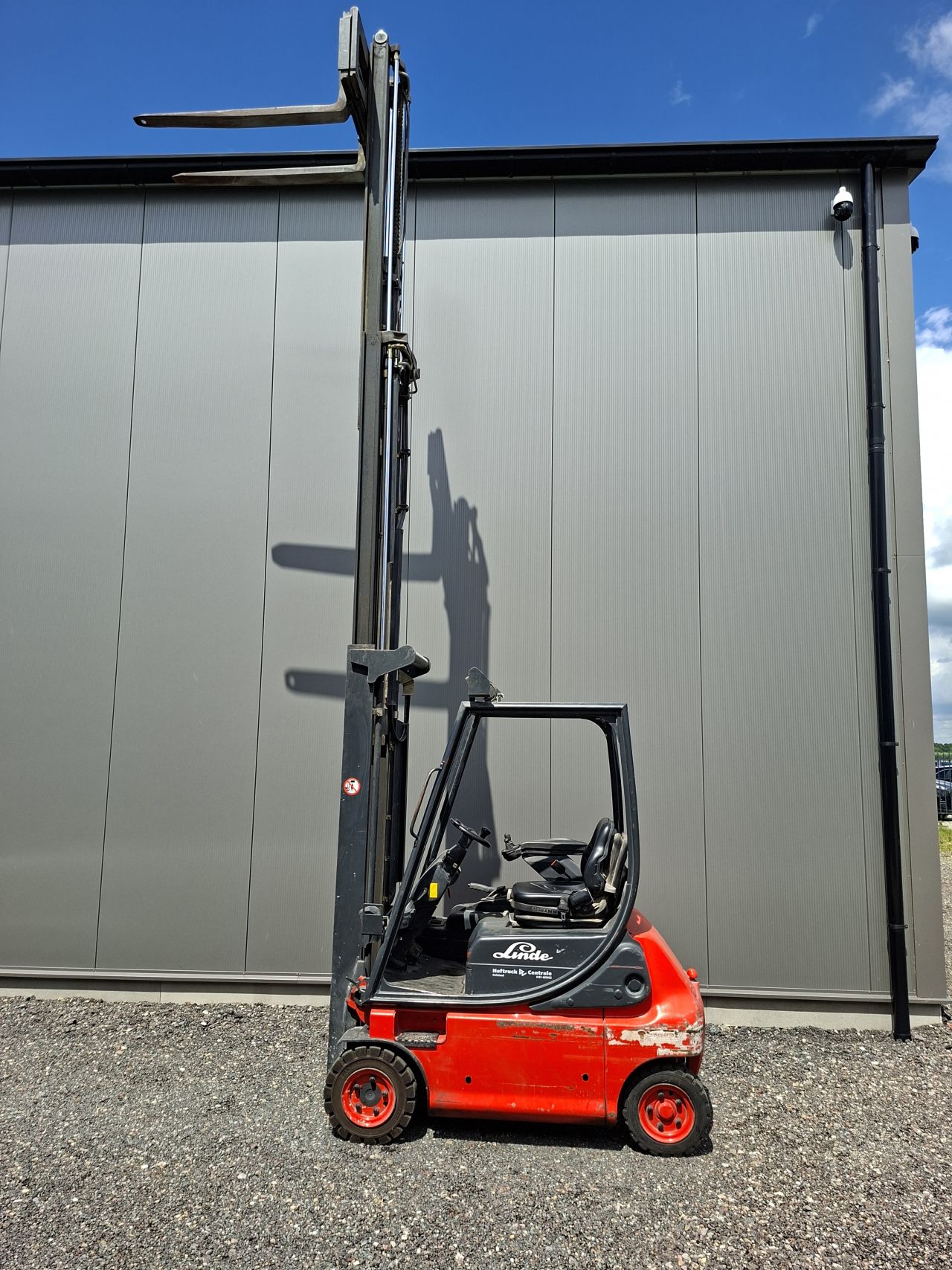 Elektrische heftruck Linde E16 1600 kg 5.5 meter triplo freelift