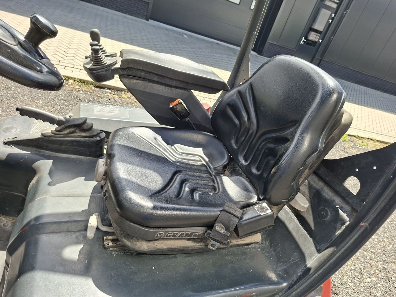 Elektrische heftruck Linde E16 1600 kg 5.5 meter triplo freelift