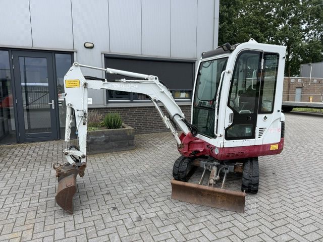 Takeuchi TB016 bj2007 1.7T Minigraver Minikraan Kubota CAT