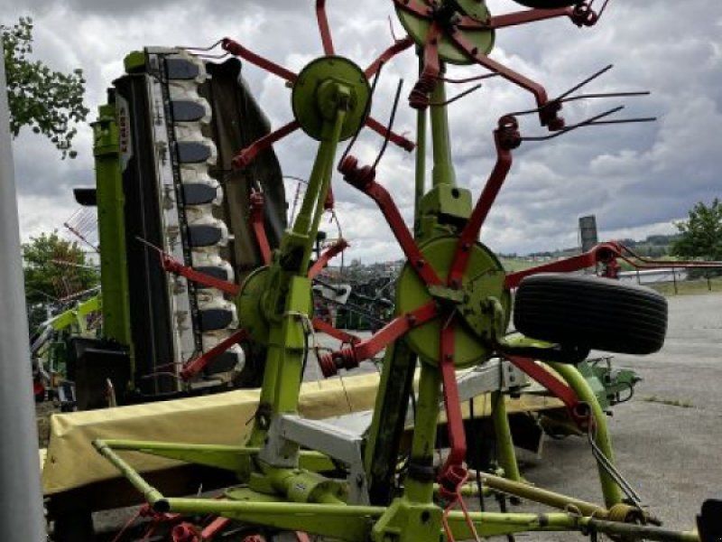 Claas VOLTO 640
