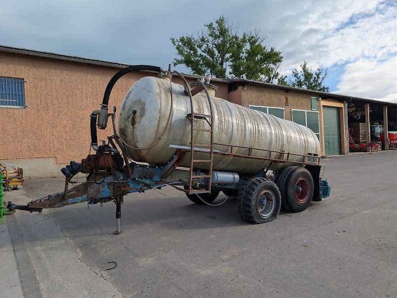 Annaburger Fortschritt HTS 100.27 Wasserwagen mit Tränken