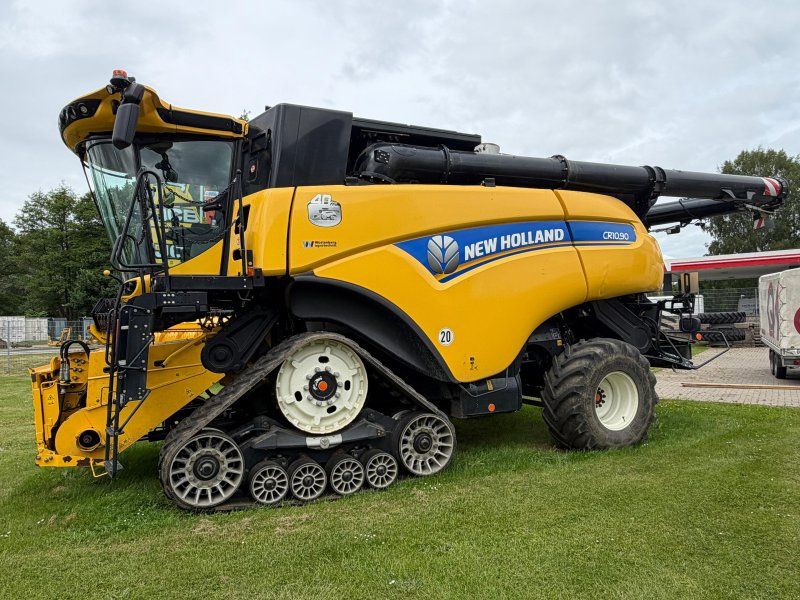 New Holland CR 10.90
