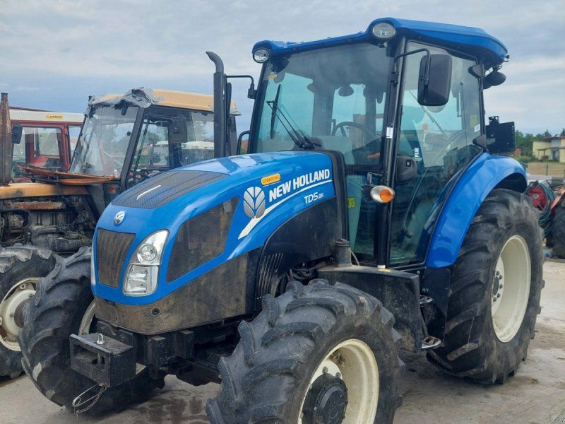 New Holland TD 5.85