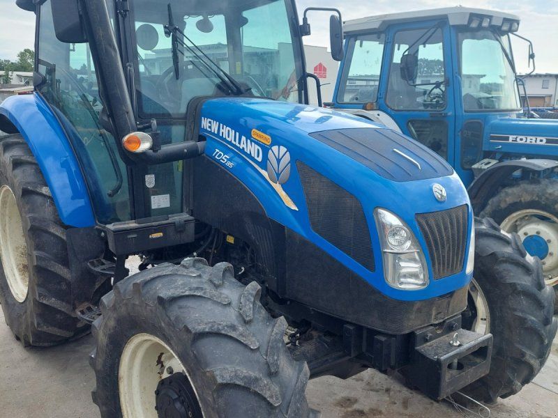 New Holland TD 5.85